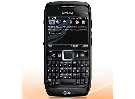 诺基亚E71升级版正式发布 仅售2450元